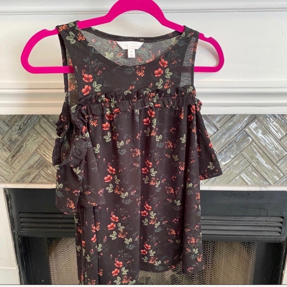 LC LAUREN CONRAD Cold Shoulder FLORAL Ruffle Blouse TOP XS - Picture 2 of 6